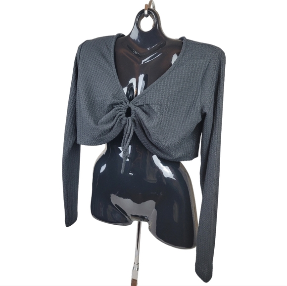 **NWT** ELODIE‎ Waffle Knit Front Tie Long Sleeves V-neck Crop Top/Blouse Goth - Picture 2 of 9